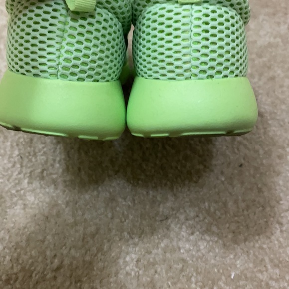 Nike Roshe One Hyper Breathe Sneakers Size 10 Color Green - Picture 5 of 10